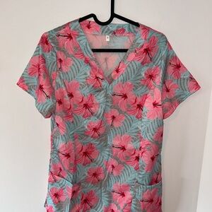 Short Sleeve Scrub top with Tropical Floral Pattern